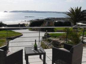 180 panoramic sea view, direct beach location, Locmaria-Plouzané